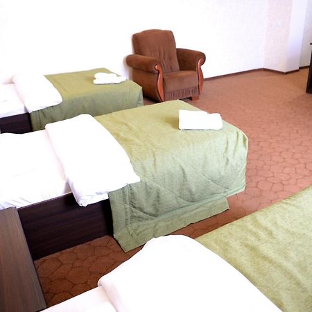 Pride Hotel Тараз Екстер'єр фото